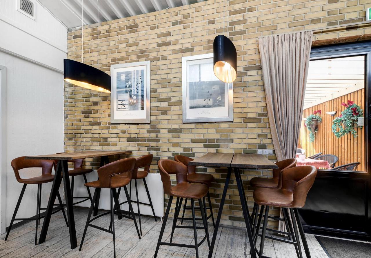 Ostergaards Hotel 헤르닝 외부 사진